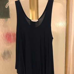 Navy flowy tank